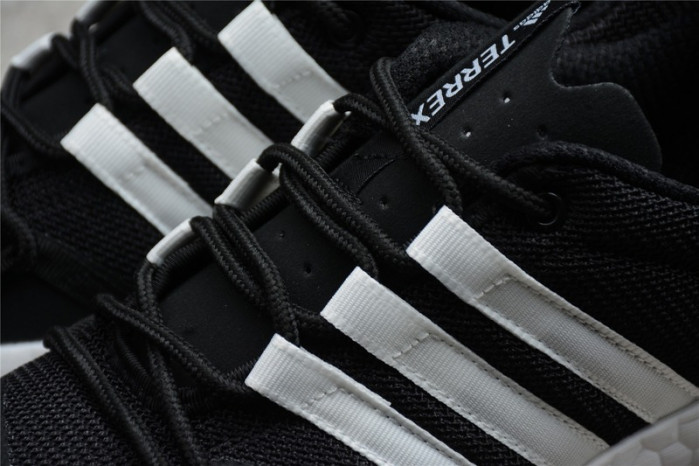 terrex cc boat graphic