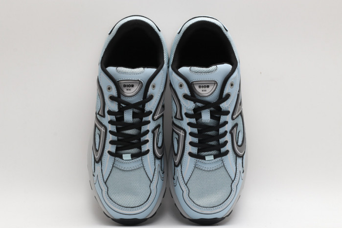 d10r b30 sneaker