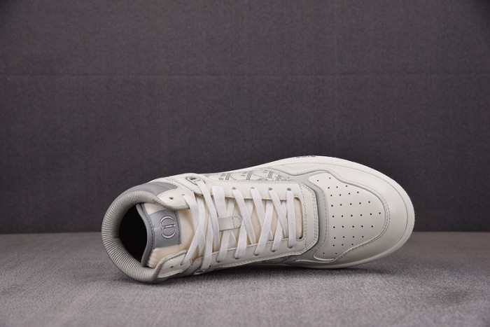 d10r b27 sneaker