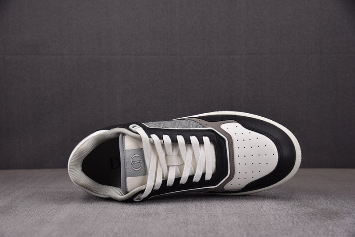 d10r b27 sneaker