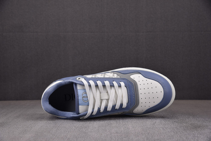 d10r b27 sneaker