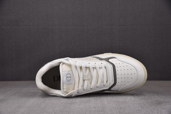 d10r b27 sneaker