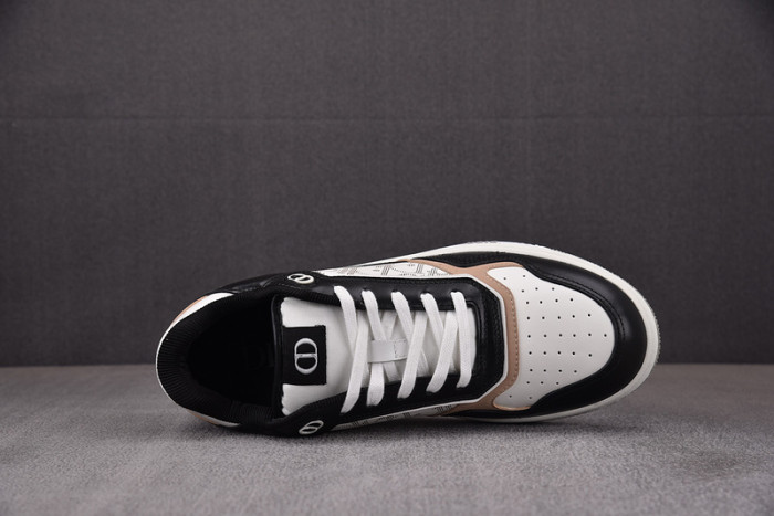 d10r b27 sneaker