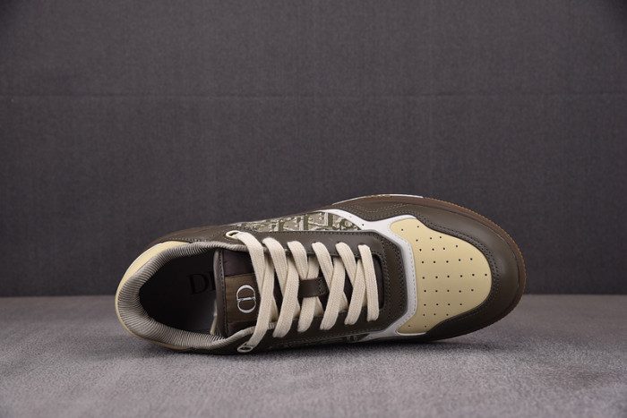 d10r b27 sneaker