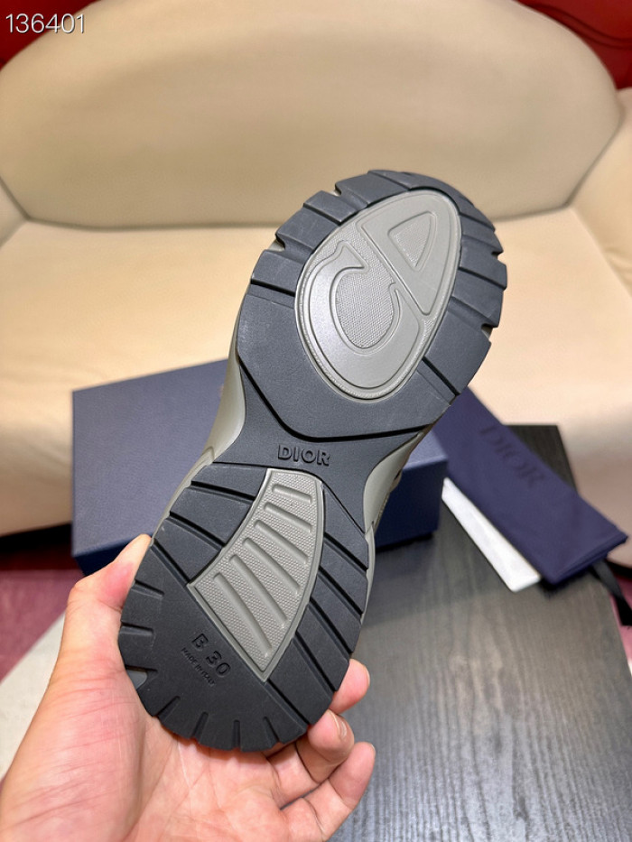 d10r b30 sneaker