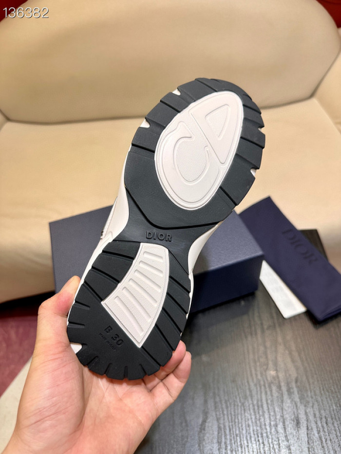 d10r b30 sneaker