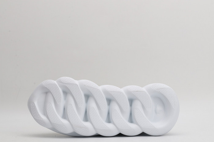 vers sneakers