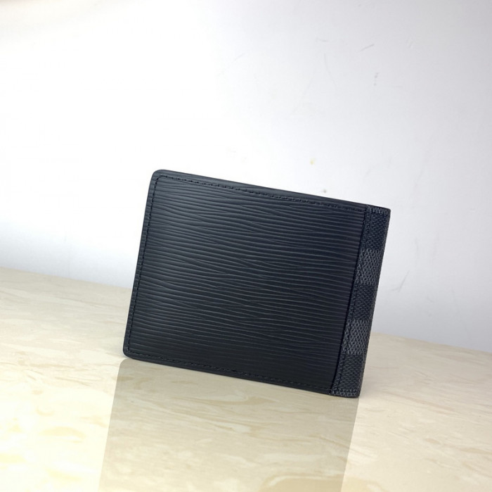louiv wallet 11.5*9.0*1.5cm
