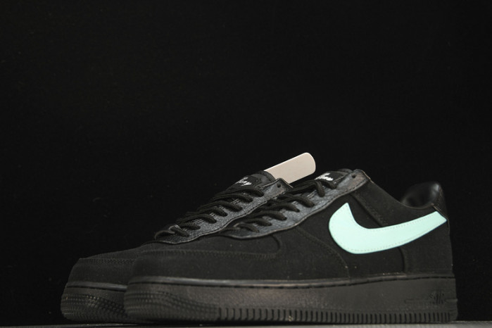 T*f*ny & co. x nike air force 1 low dz1382-001