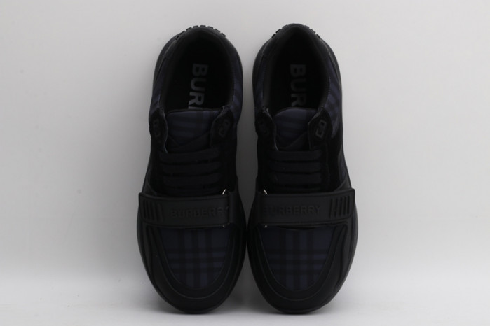 bur sneaker