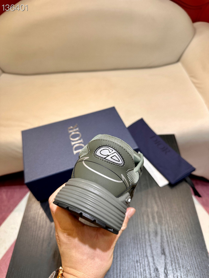 d10r b30 sneaker