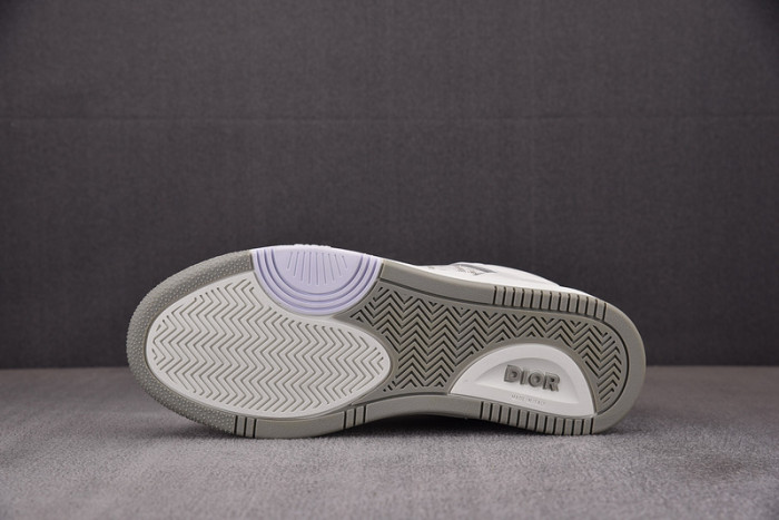 d10r b27 sneaker