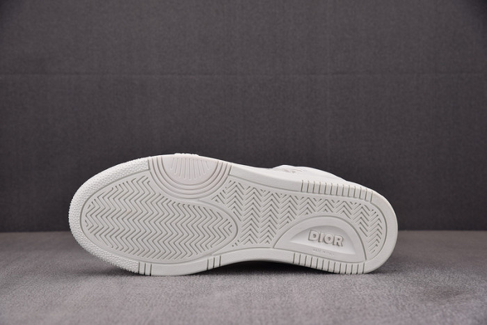 d10r b27 sneaker