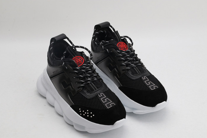 vers sneakers