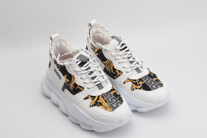 vers sneakers