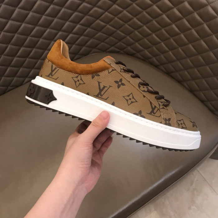 louiv beverly hills sneaker