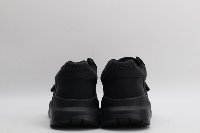bur sneaker