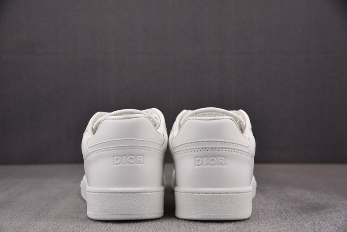 d10r b27 sneaker
