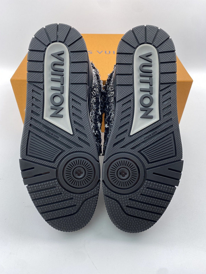 louiv skate sneaker