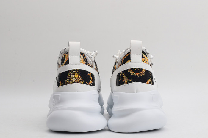 vers sneakers