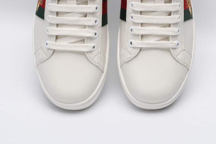 gucc ace embroidered low-top sneaker white with bee