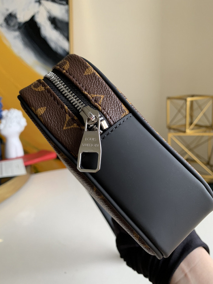 louiv bag 24*16*6cm