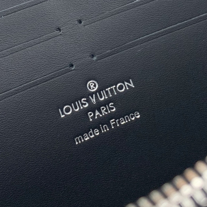 louiv wallet 19*10*1cm