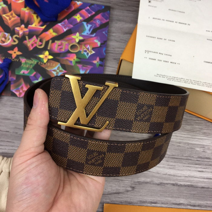 lou*s vu*tt belt