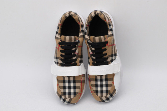 bur sneaker