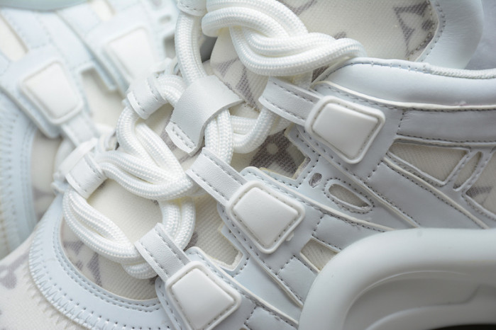 louiv archlight sneaker