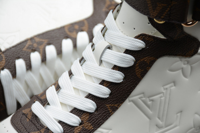 louiv stellar sneaker