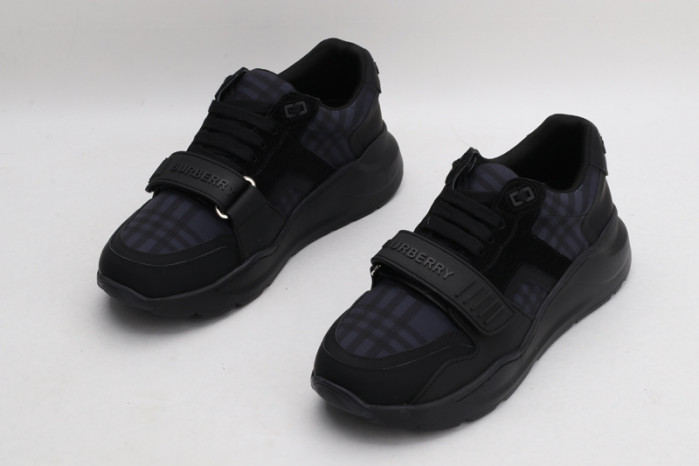 bur sneaker