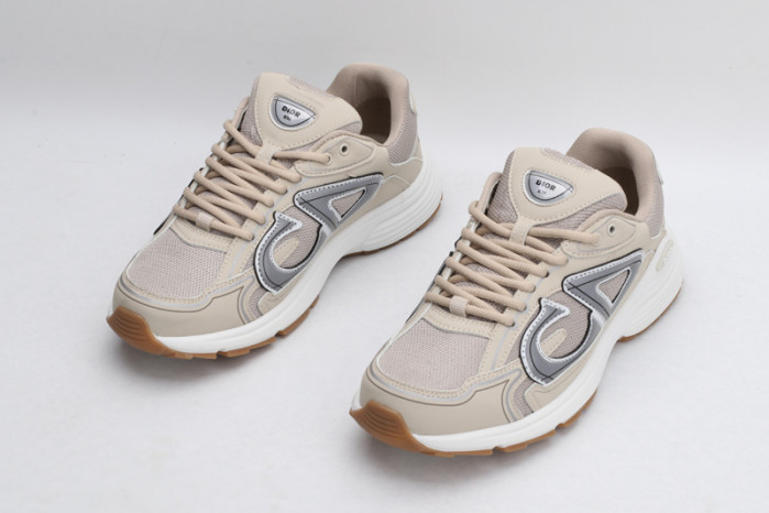 d10r b30 sneaker