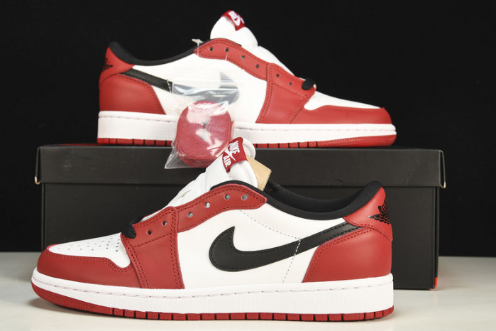 air jordan 1 retro low chicago (2016) 705329-600