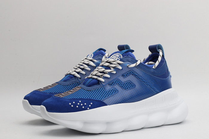 vers sneakers