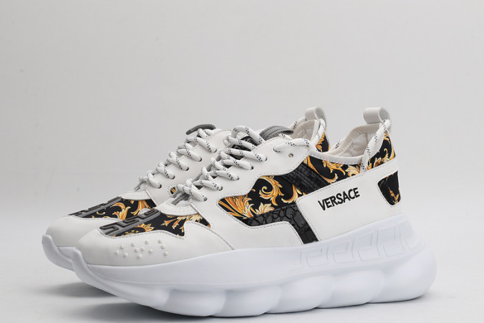 vers sneakers