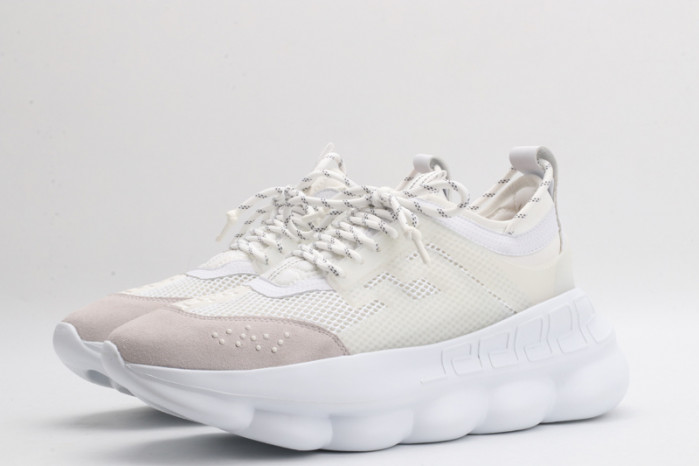 vers sneakers