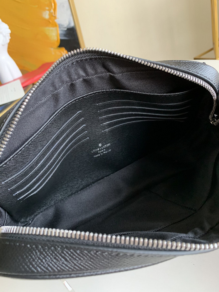 louiv bag 24*16*6cm