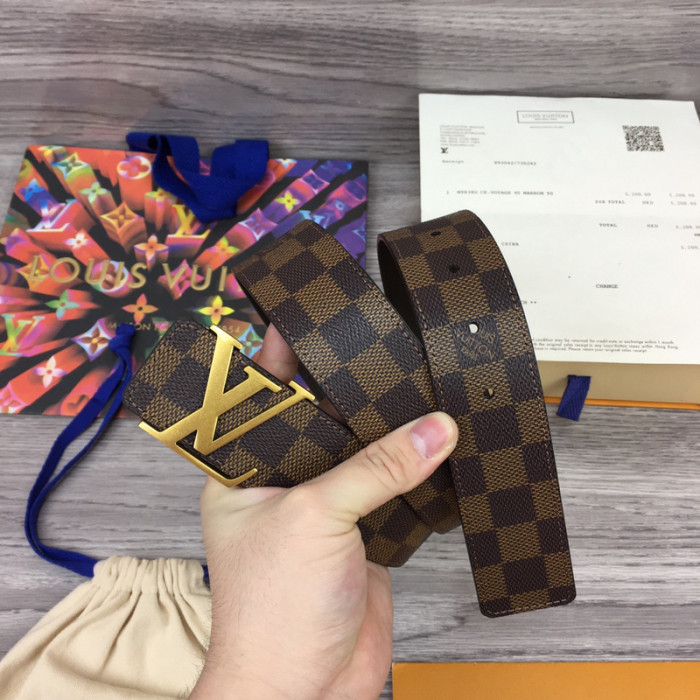 lou*s vu*tt belt