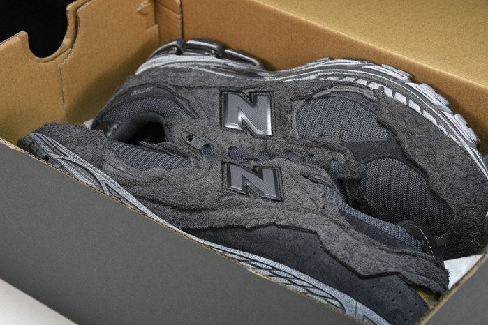 new balance 2002r protection pack phantom m2002rdb