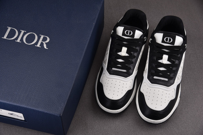 d10r b27 sneaker
