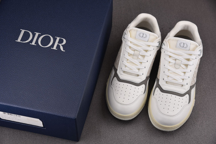 d10r b27 sneaker
