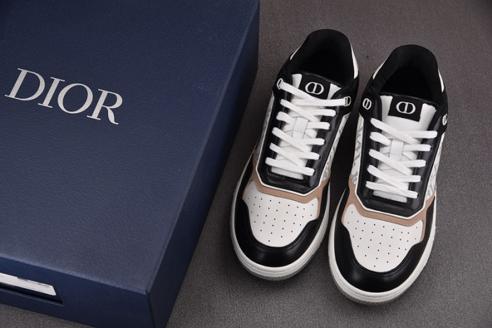 d10r b27 sneaker