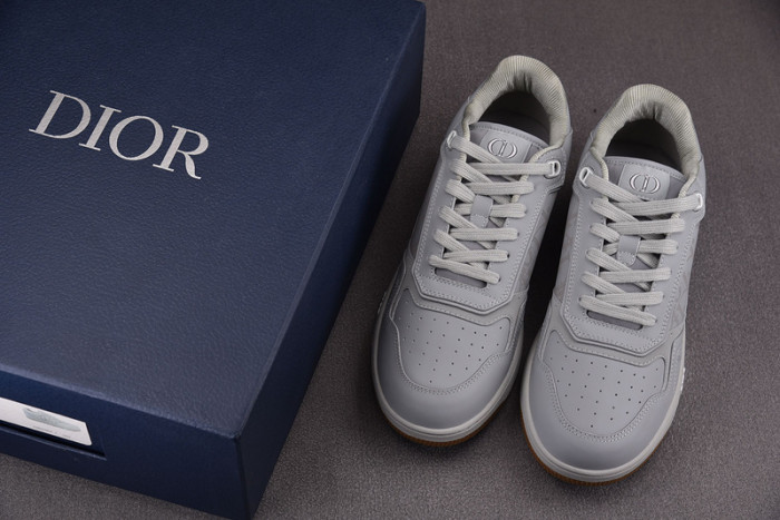 d10r b27 sneaker