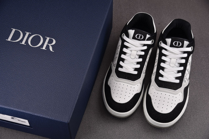 d10r b27 sneaker