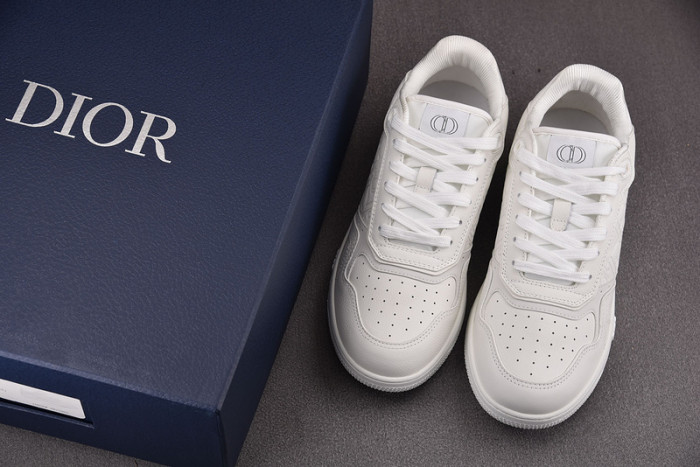 d10r b27 sneaker