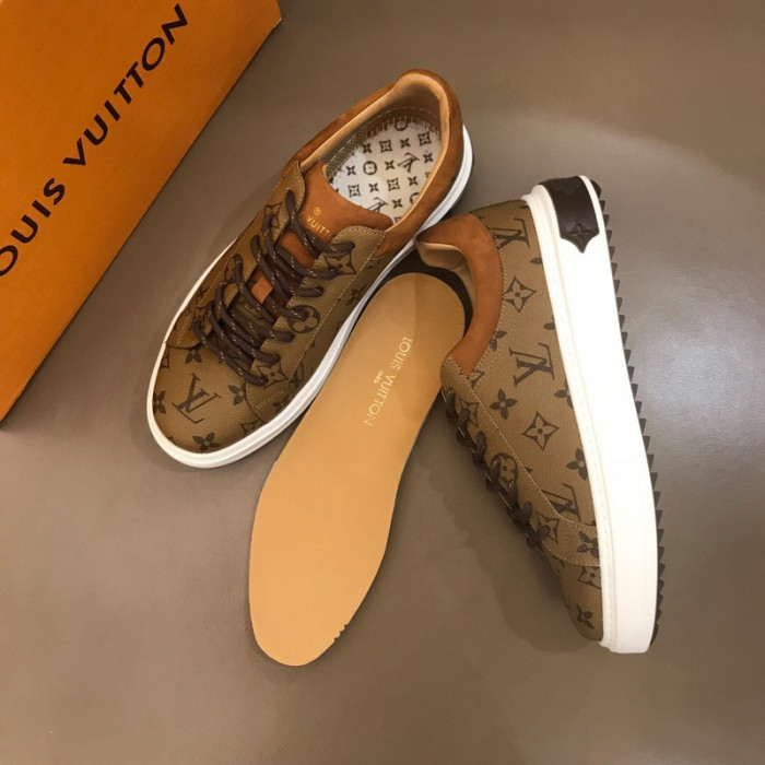louiv beverly hills sneaker