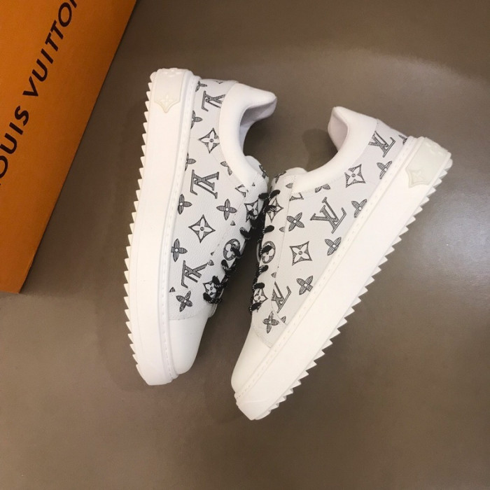louiv beverly hills sneaker