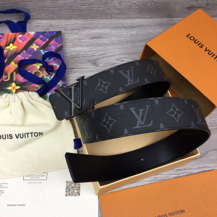 lou*s vu*tt belt