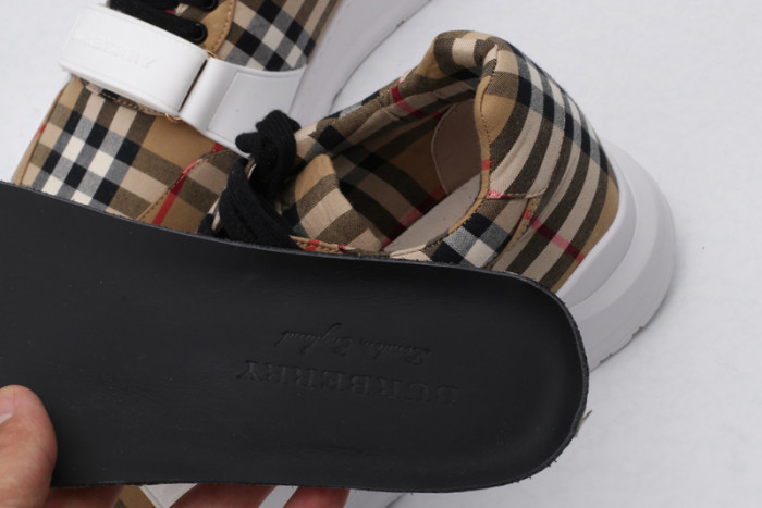 bur sneaker